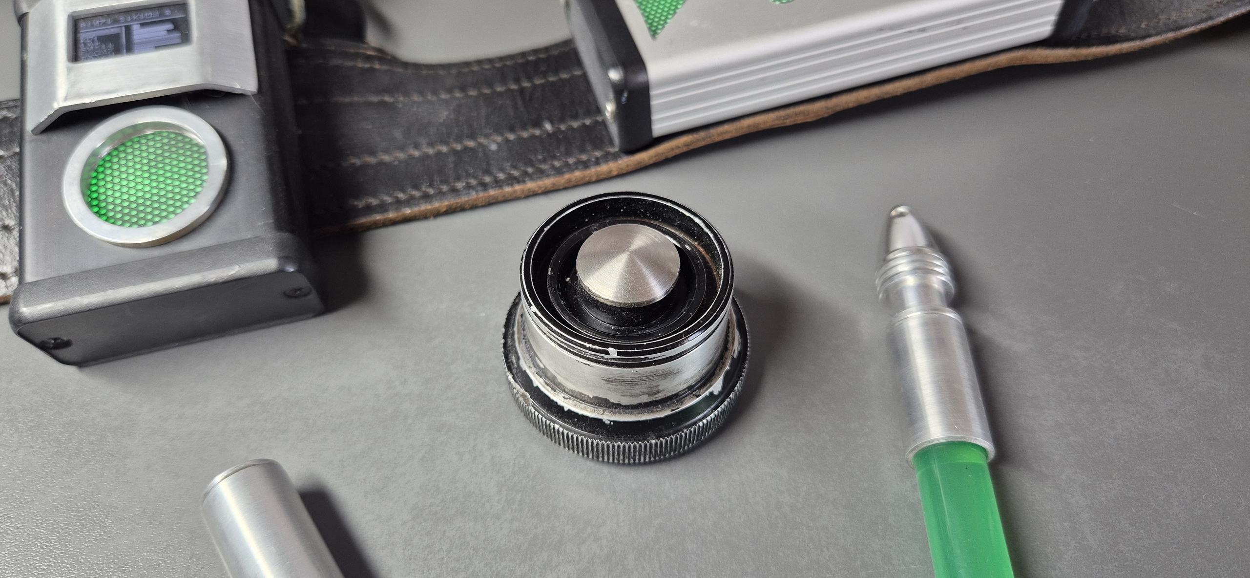 Gallery of Star Wars prop replica Restraining Bolt pictures